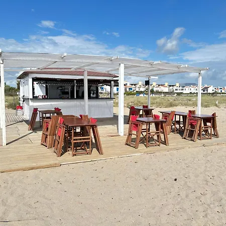 En Playa De Pals, Costa Brava-gerona *