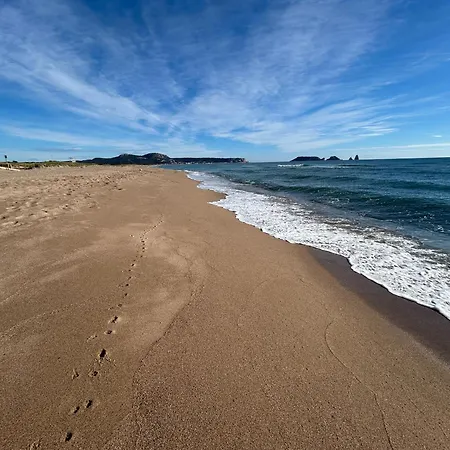En Playa De Pals, Costa Brava-gerona